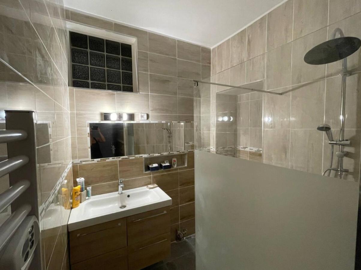 Agreable Maison Centre-Ville Бур-Сент-Андеоль Экстерьер фото